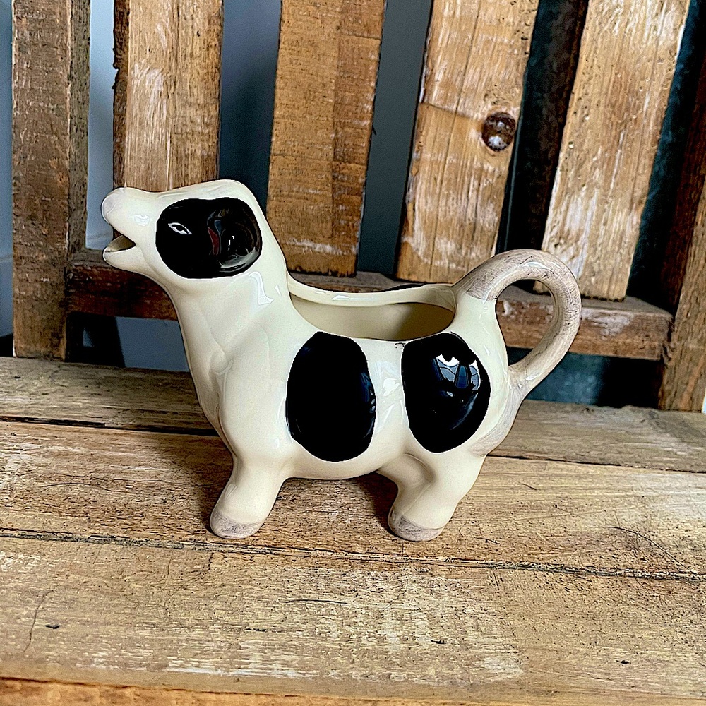 Vintage Creamer Cow